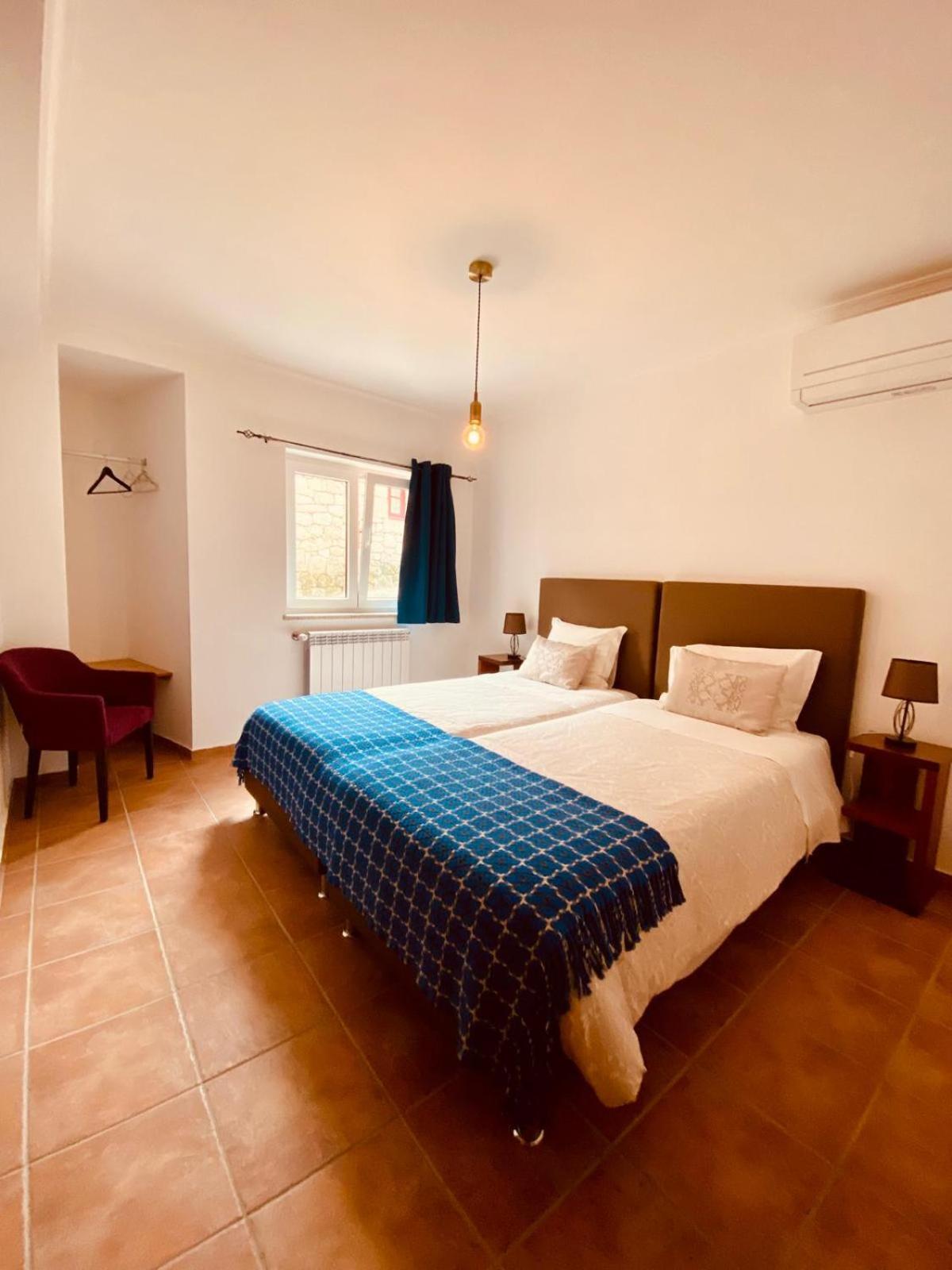 Casas Da Ribeira Guest House Seia Exterior photo